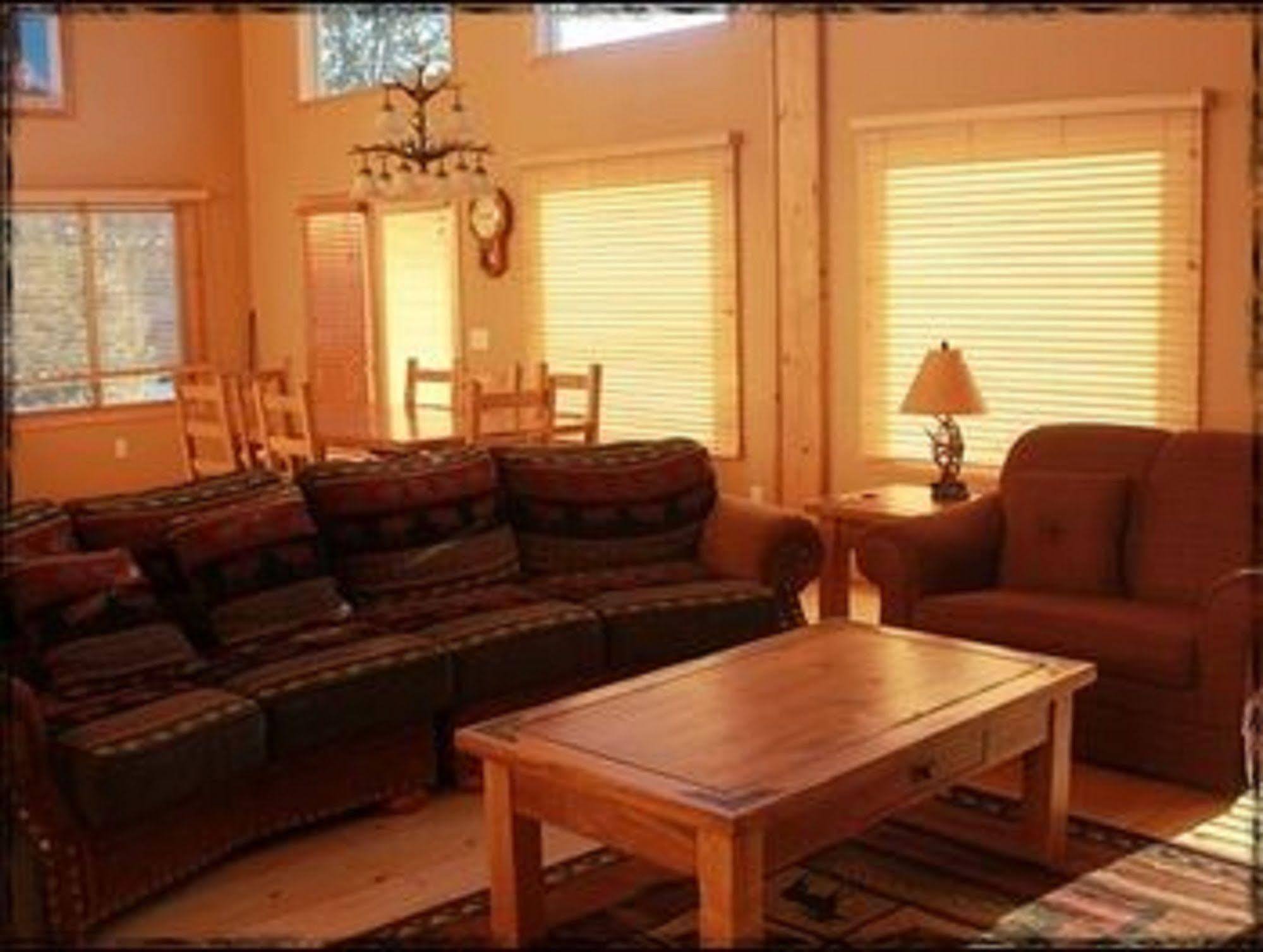 Lodge At Palmer Gulch Hill City Esterno foto