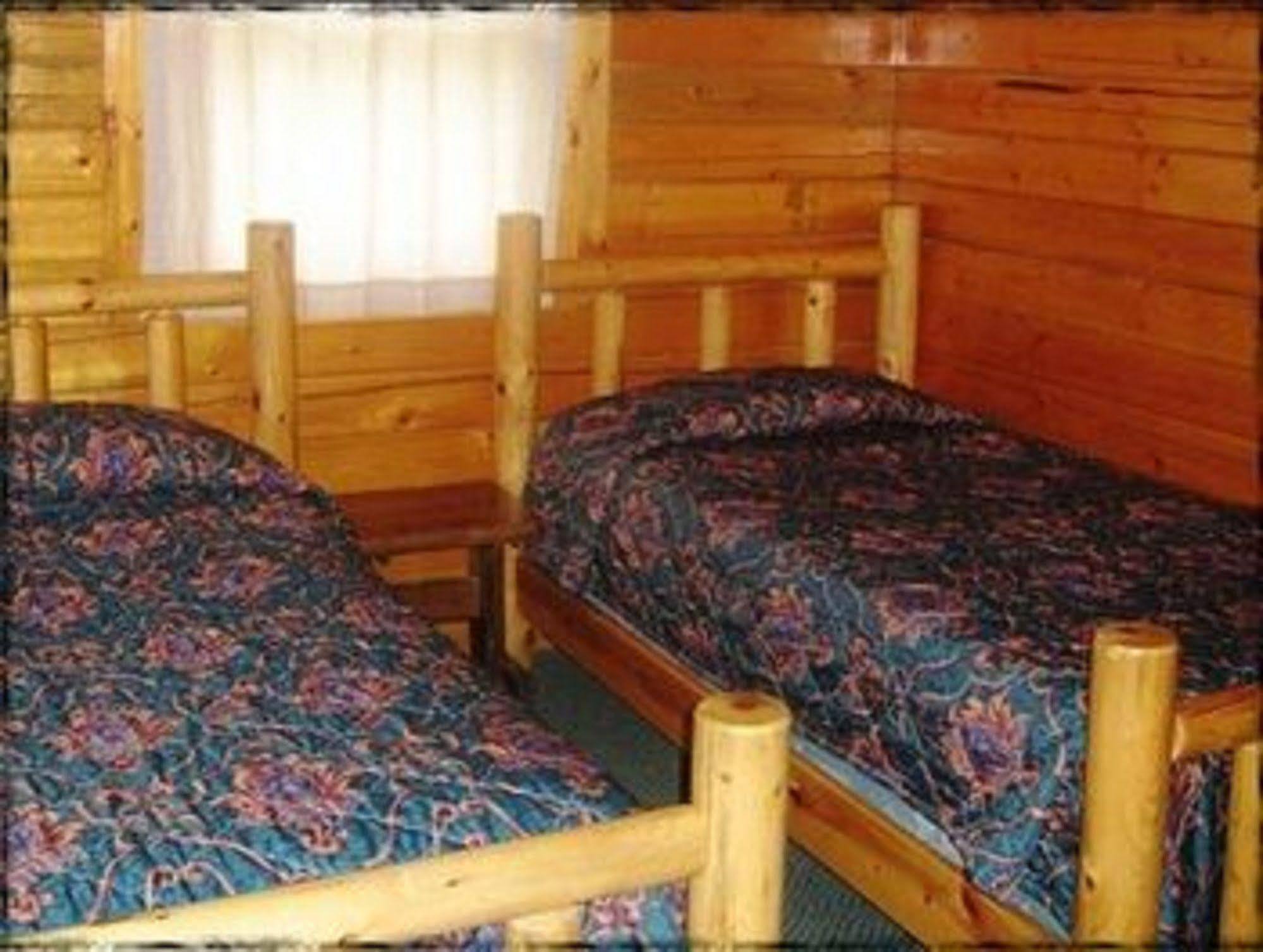 Lodge At Palmer Gulch Hill City Esterno foto
