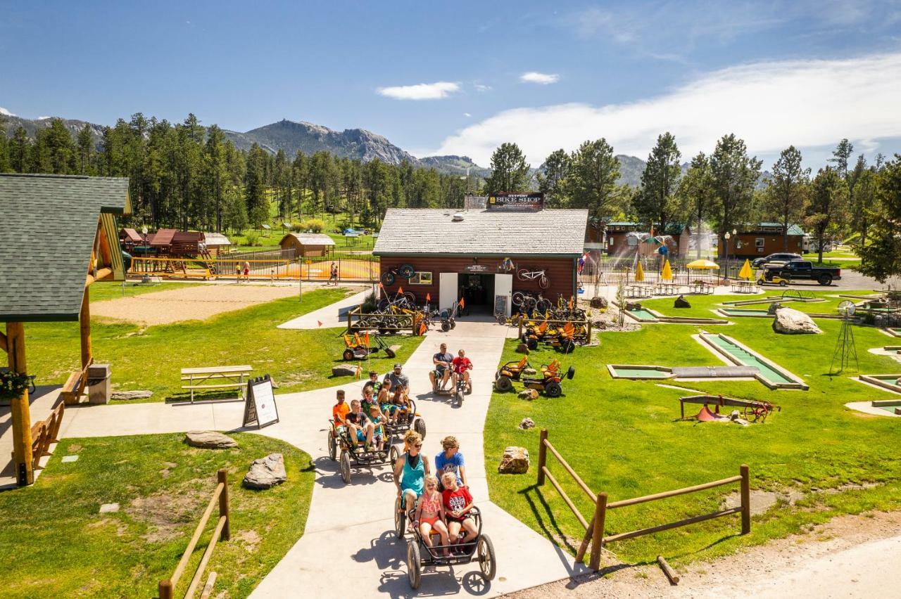 Lodge At Palmer Gulch Hill City Esterno foto