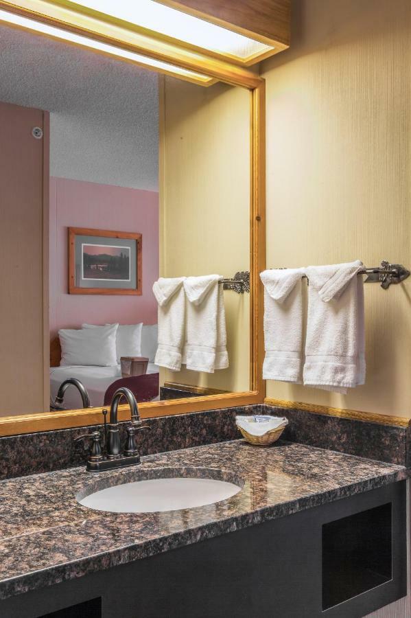 Lodge At Palmer Gulch Hill City Esterno foto