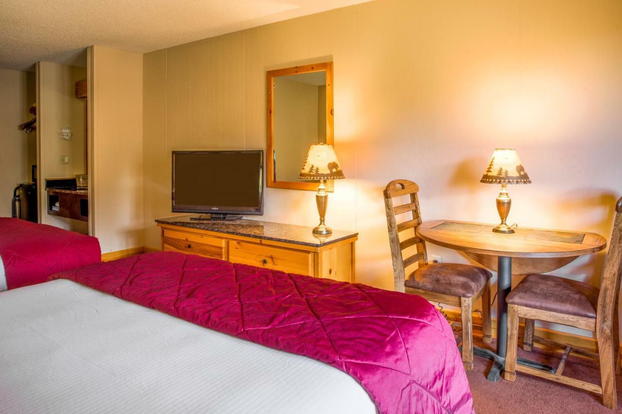 Lodge At Palmer Gulch Hill City Esterno foto