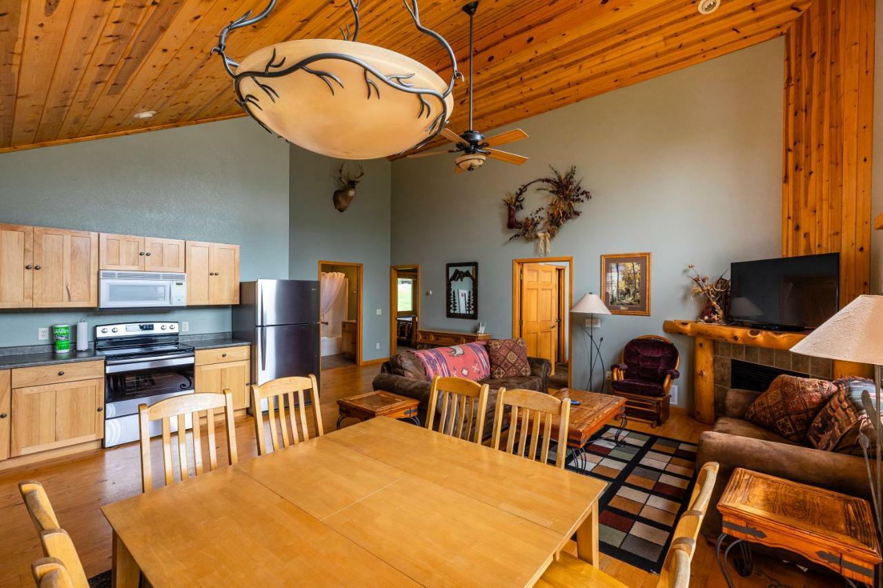 Lodge At Palmer Gulch Hill City Esterno foto