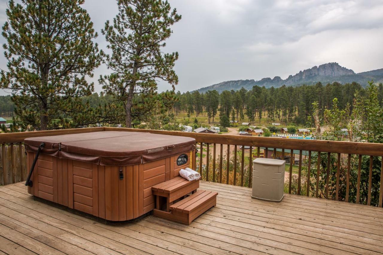 Lodge At Palmer Gulch Hill City Esterno foto
