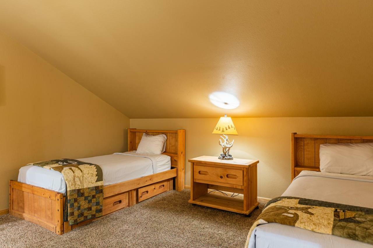 Lodge At Palmer Gulch Hill City Esterno foto
