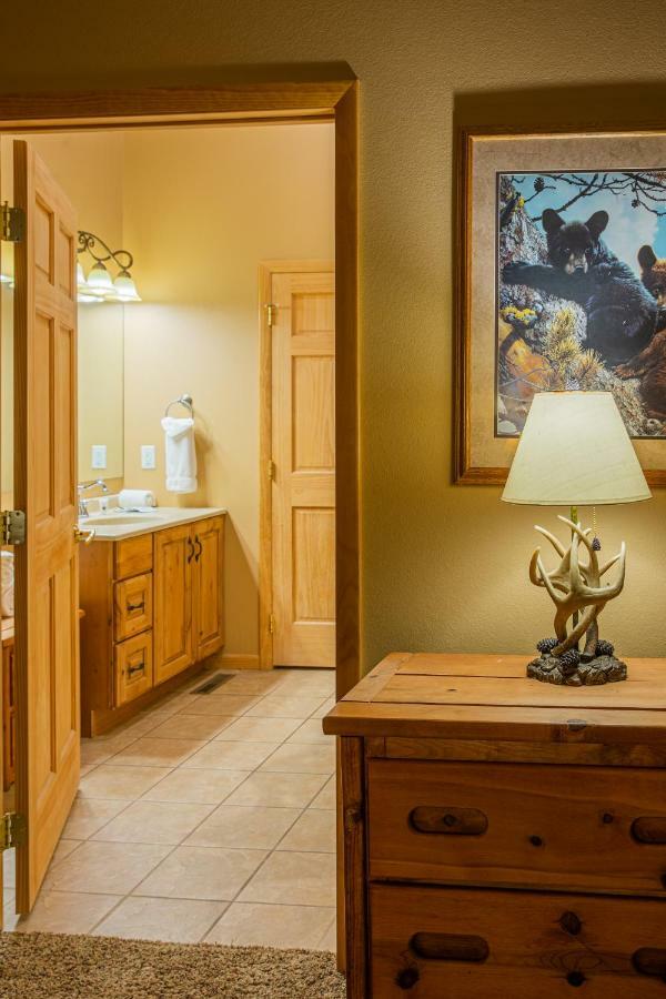 Lodge At Palmer Gulch Hill City Esterno foto